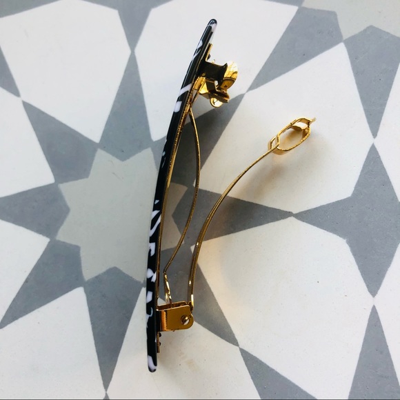 Lele Sadoughi // Block Black and White Barrette - Picture 7 of 7
